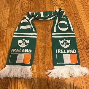 Carrolls Men’s Green Ireland Scarf